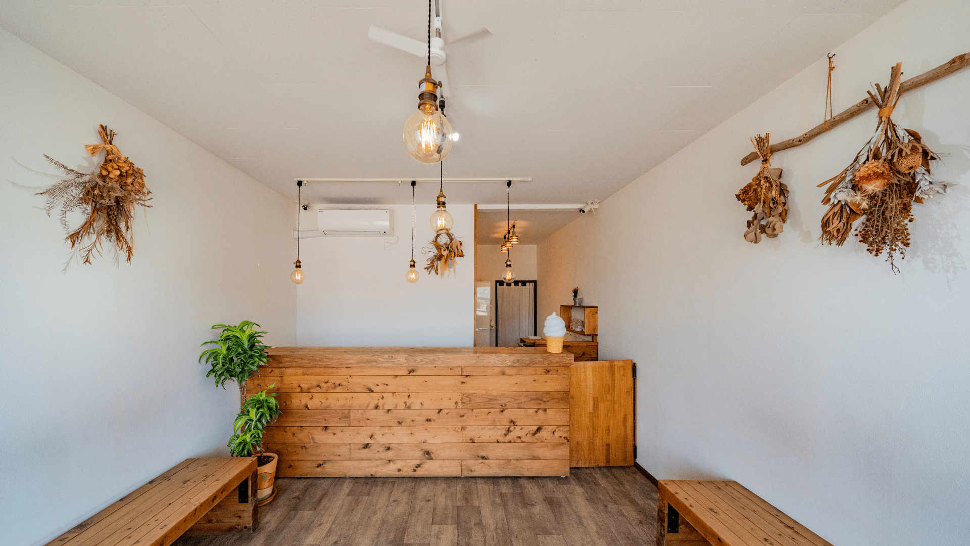 Aoshima Crepe 青島本店